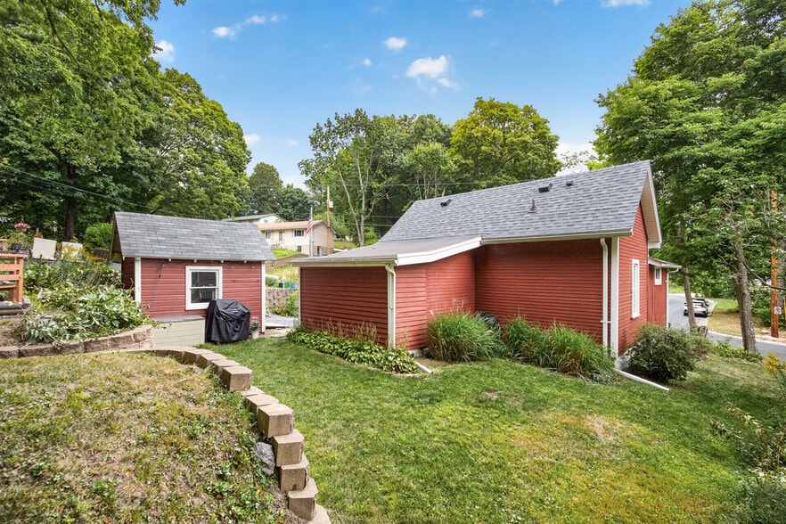 Building Photo - 3137 Donald Dr