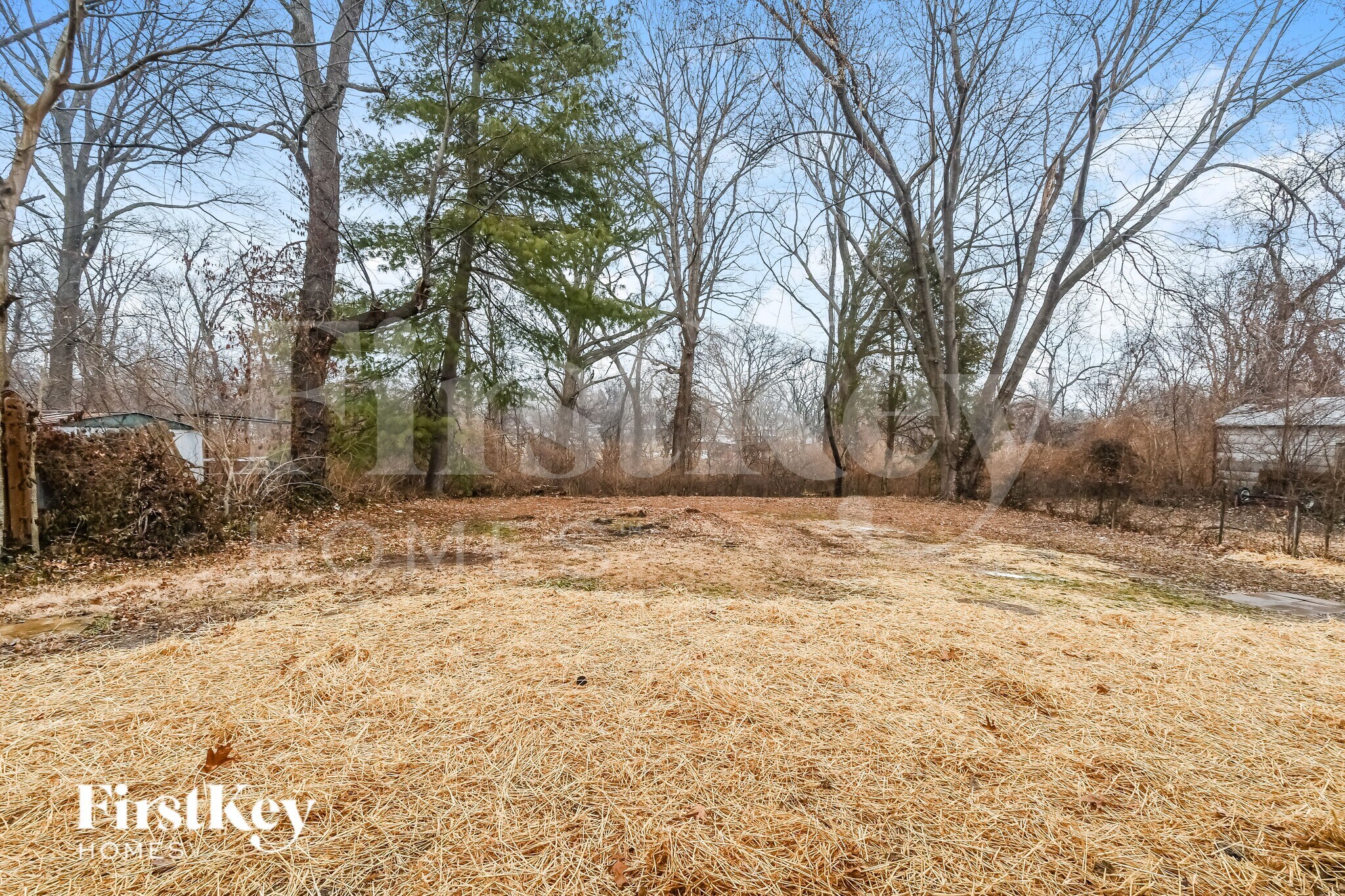 Building Photo - 9846 Rivermont Dr