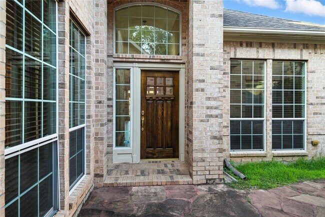 Building Photo - 1806 Rock Spring Ct