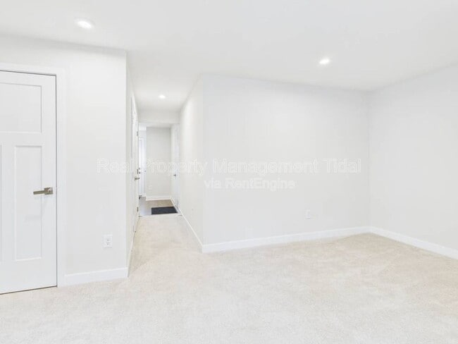 Building Photo - 118 Pocosin Path