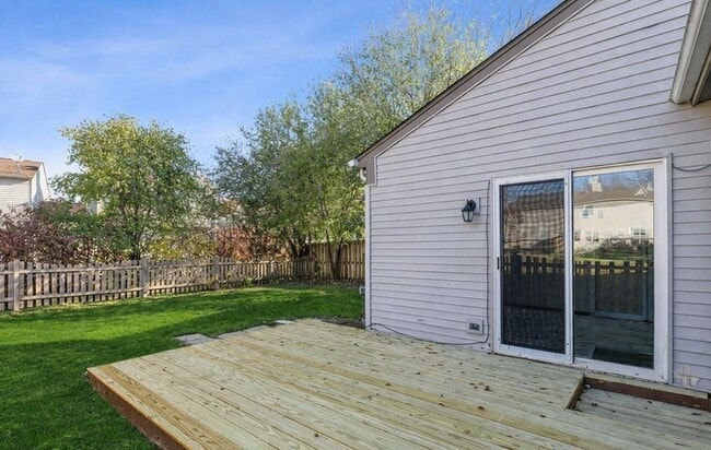 Building Photo - 1000 Wesley Ln