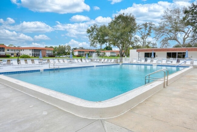 Building Photo - 1225 NW 21st St