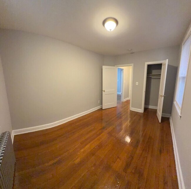 Building Photo - 15 Gallatin St NE