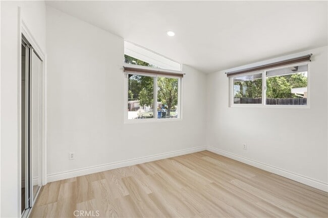 Building Photo - 7957 Sale Ave