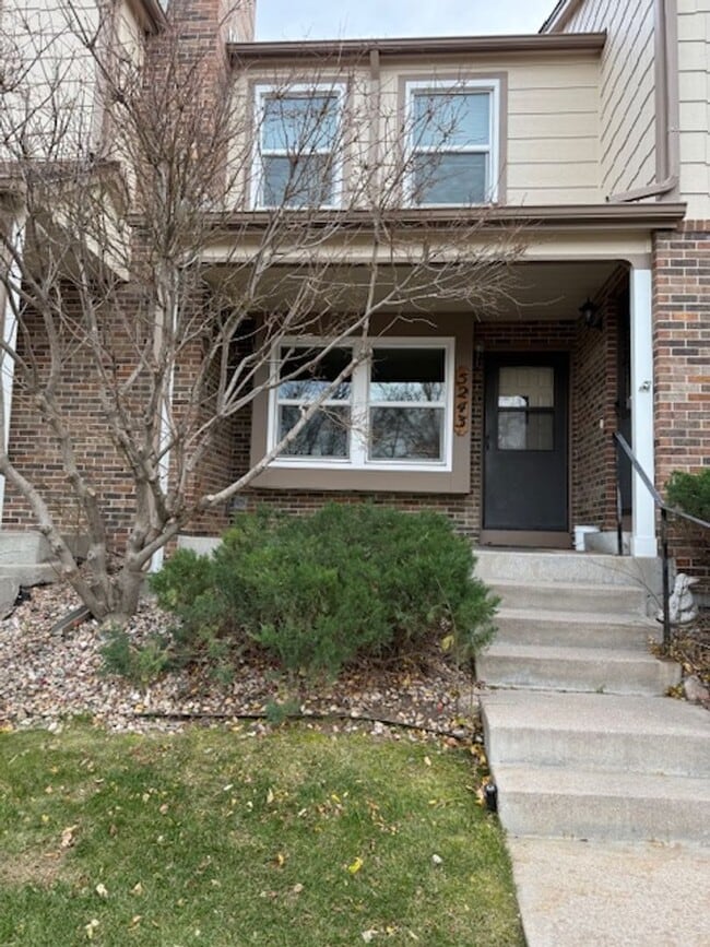 Primary Photo - House For Lease