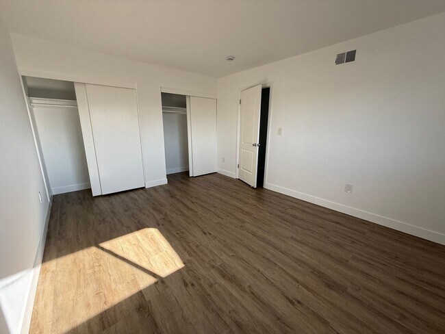 Building Photo - 14542 Carfax Dr