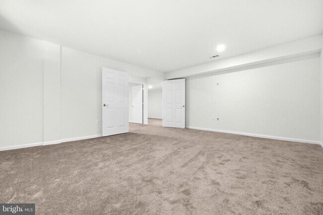 Building Photo - 5407 Silver Maple Ln