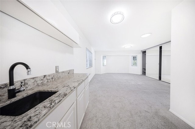 Building Photo - 2255 E Chevy Chase Dr