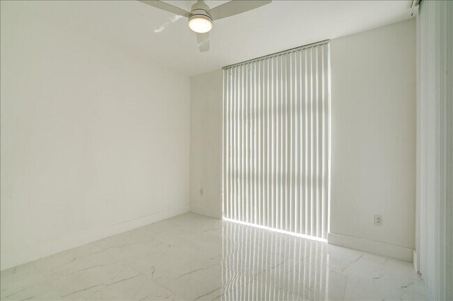 Building Photo - 9805 NW 52nd St