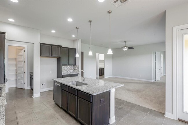 Building Photo - 4620 Katherine Dr