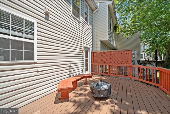 Building Photo - 43459 Laidlow St