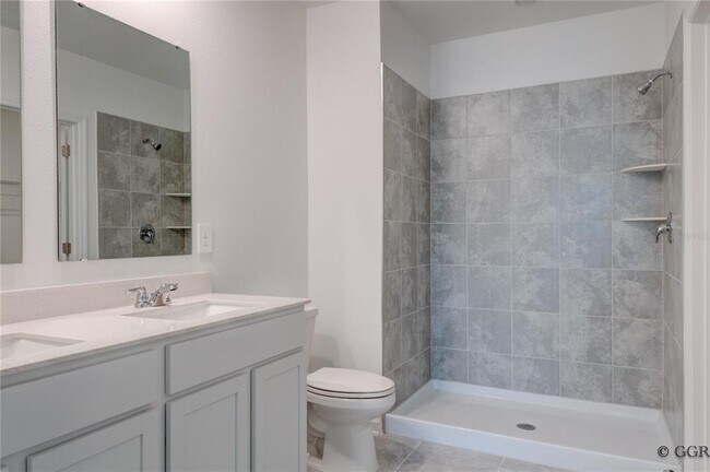 Building Photo - 1481 Brentwood Dr