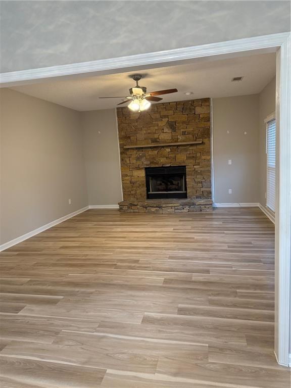 Building Photo - 1601 Willow Way