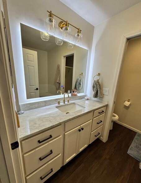 Building Photo - 18025 Lisbon Dr