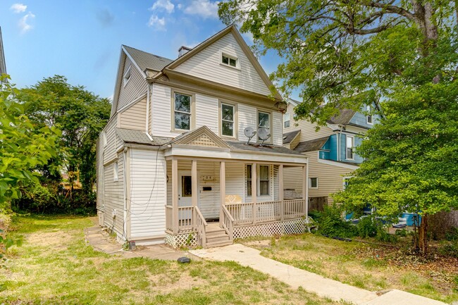 Primary Photo - Beautiful Five-Bedroom House in Baltimore