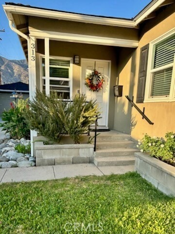 Primary Photo - 313 W Bennett Ave