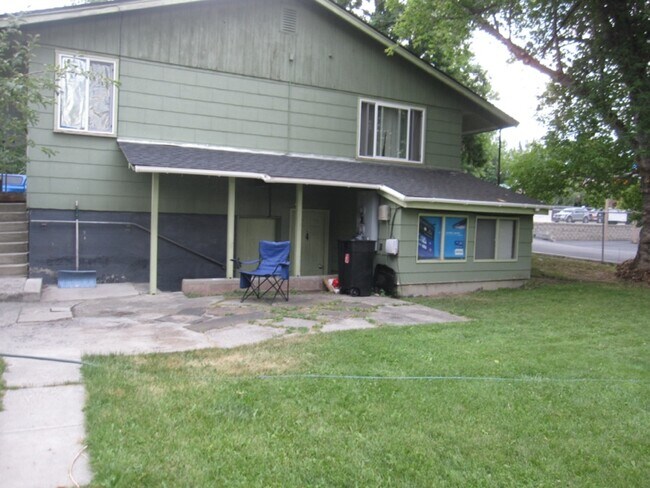 Primary Photo - 38 N Woodard Ave