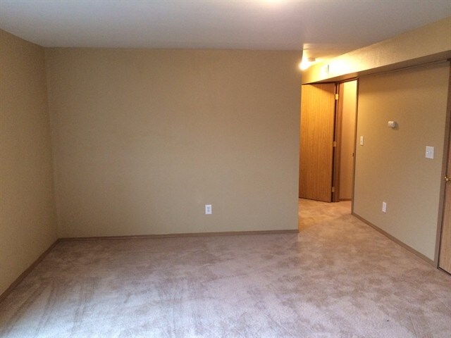 Building Photo - 5616 107th Pl NE