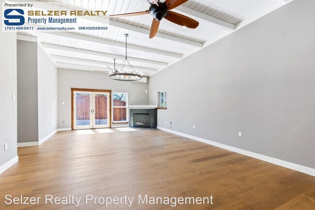Building Photo - 3 br, 2.5 bath House - 805 Isola Way