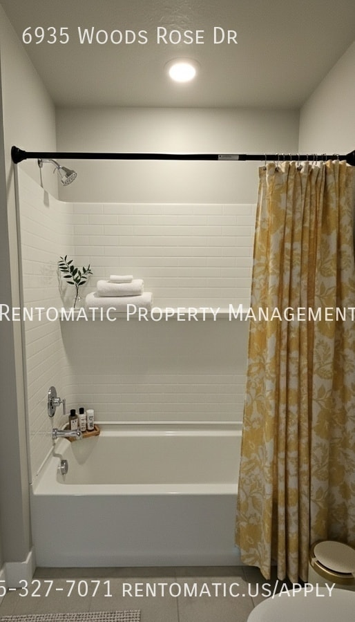 Building Photo - 6935 Woods Rose Dr