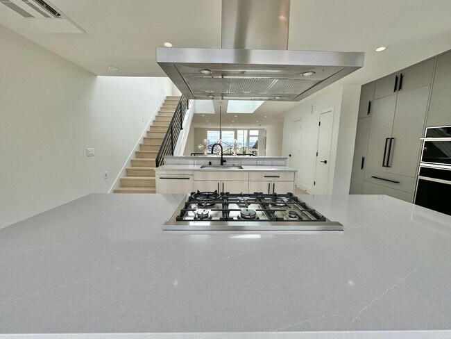 Building Photo - 507 Galer St