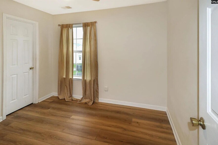 Building Photo - 1306 Waverly Pl Dr