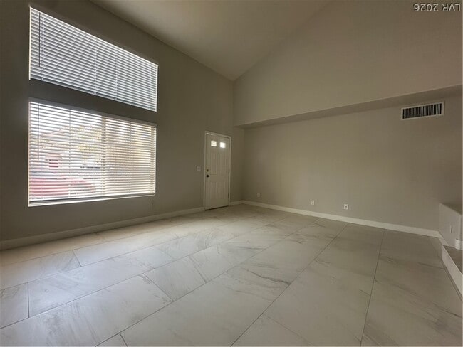 Building Photo - 9732 Silver Dusk Ct