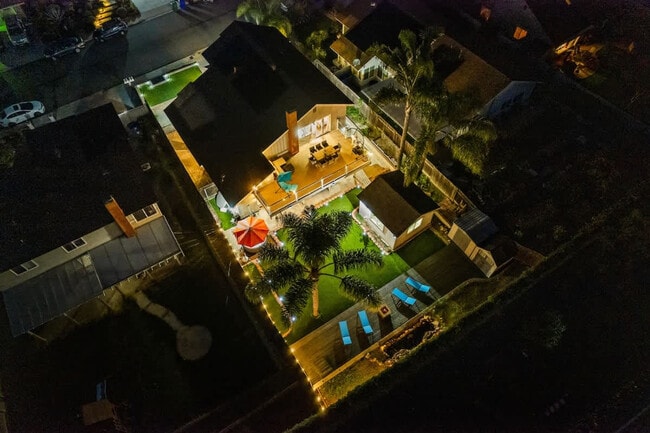 Building Photo - 13075 Old West Ave