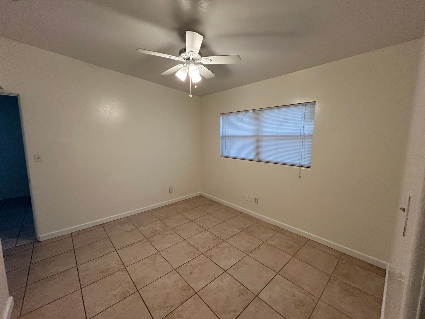 Building Photo - Nice 3 bedroom 2 bathroom House In Apopka