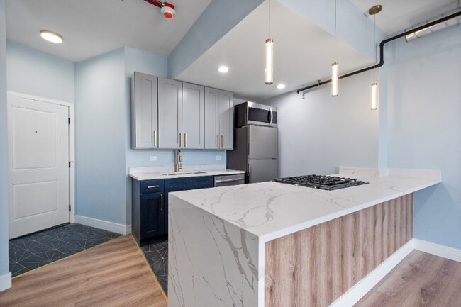 Building Photo - 9909 W Roosevelt Rd