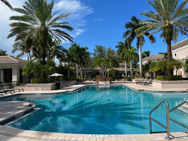 Building Photo - 2809 Amalei Dr