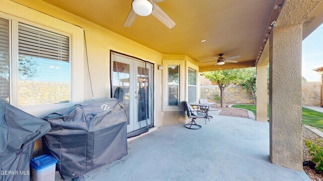 Building Photo - 3249 Emerald Point Dr