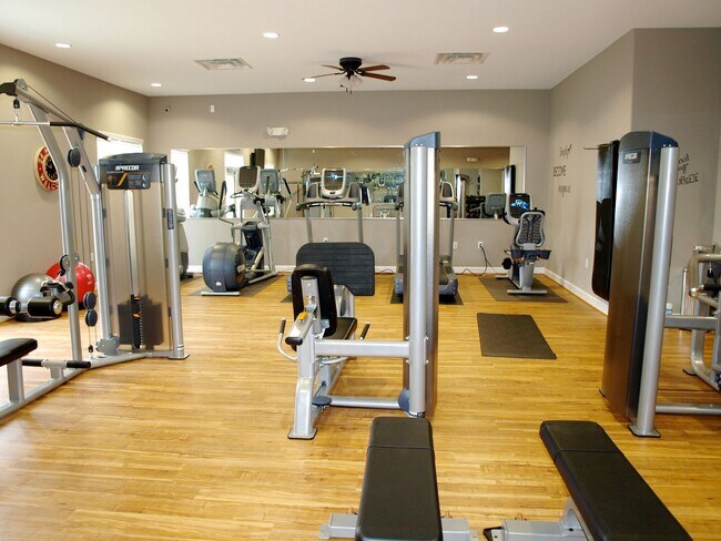 Building Photo - B3 | 2 Bed 2 Bath | 1244 sf | $1920 - $2207 | 6 to 15 month lease terms