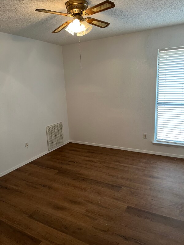 Building Photo - 2932 Canis Cir