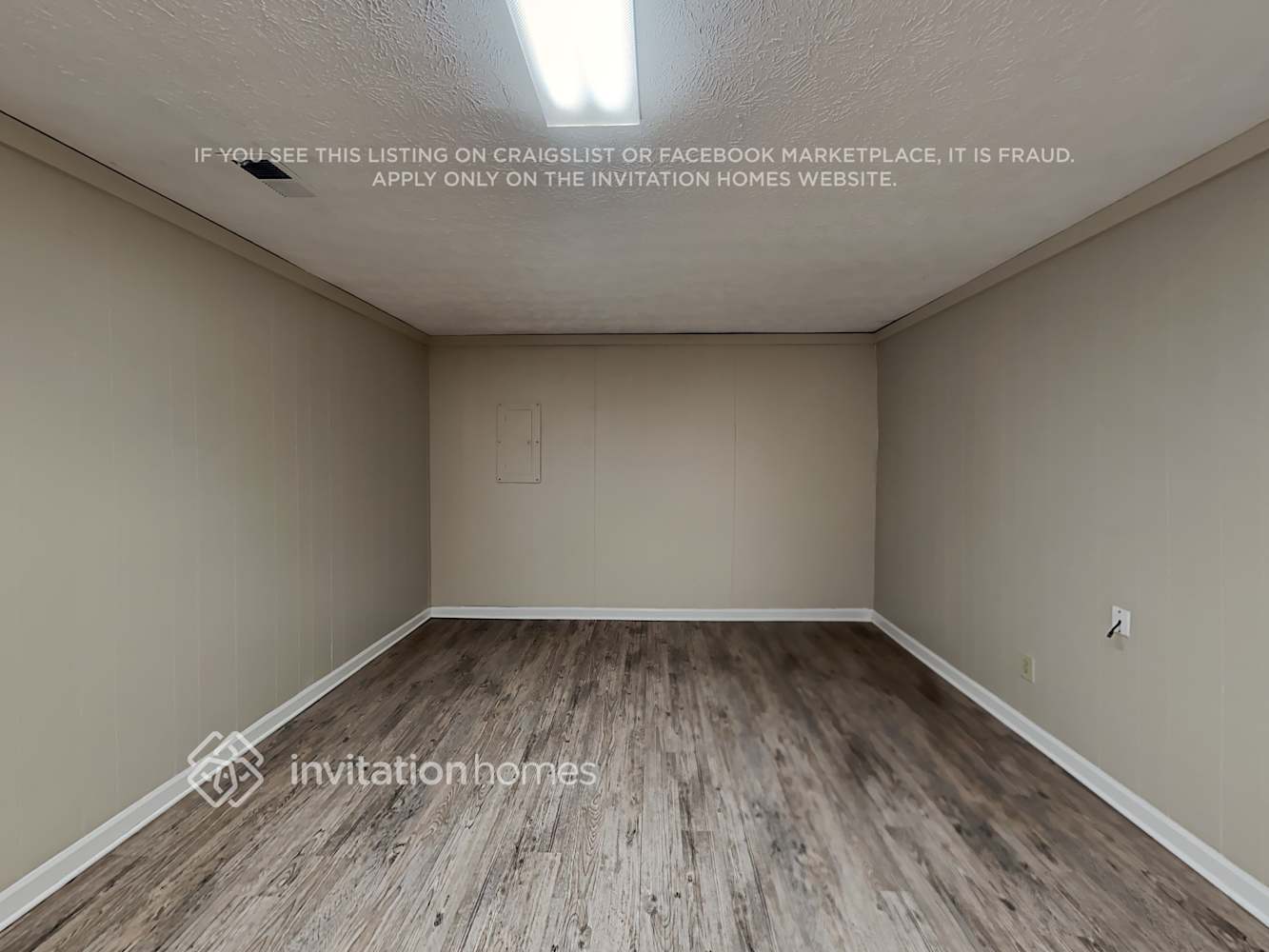 Building Photo - 3541 Ridge View Ct NE