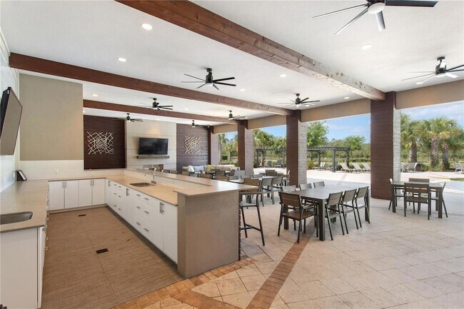 Building Photo - 17988 Passionflower Cir