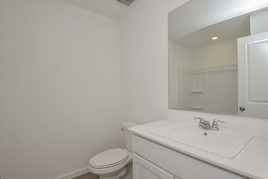 Building Photo - 10136 Dalgreen Cir