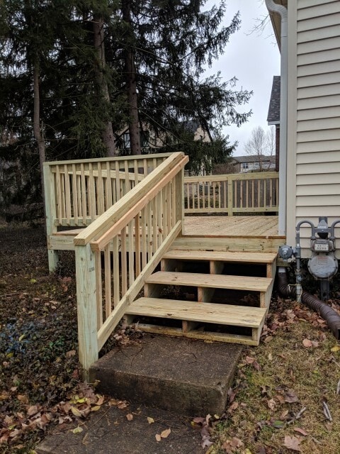 Building Photo - 3 bed, 1 bath Home: Available July 2025! A...