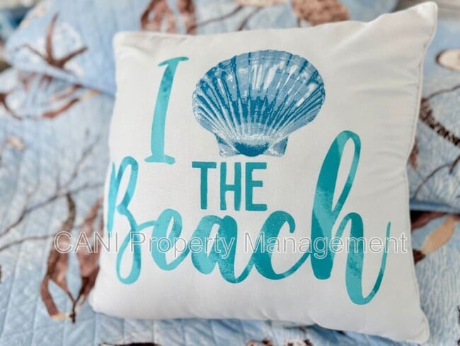 Building Photo - 3047 S Atlantic Ave