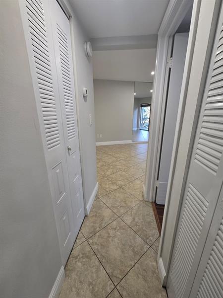 Building Photo - 4121 Stirling Rd