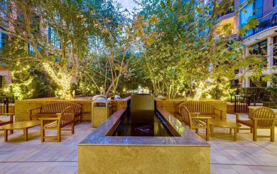 Outside area of building - 500 W Harbor Dr
