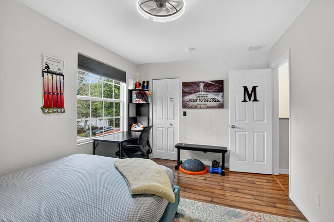 Building Photo - 22120 Majestic Woods Way