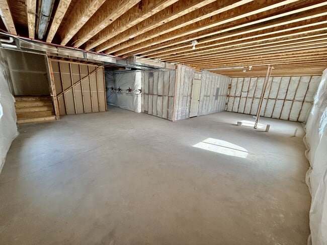 Building Photo - 7646 S Waverly Hls Ln