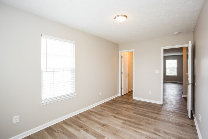 Building Photo - 143 Longleaf Ln