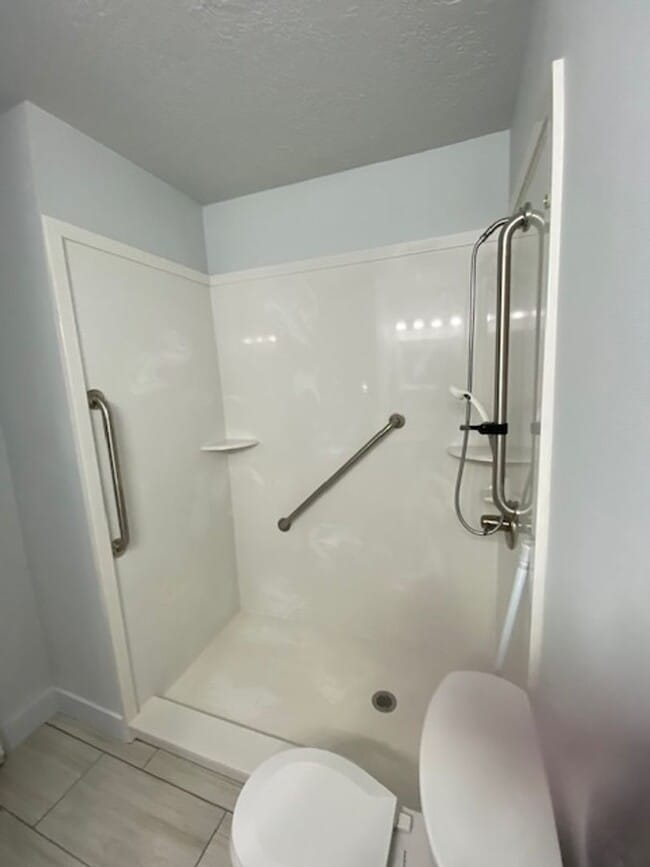 Building Photo - Sanchez Properties LLC 14