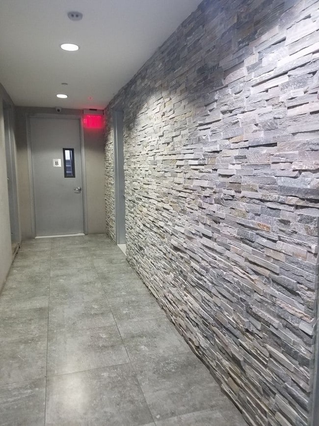 Building Photo - 202 Macon St