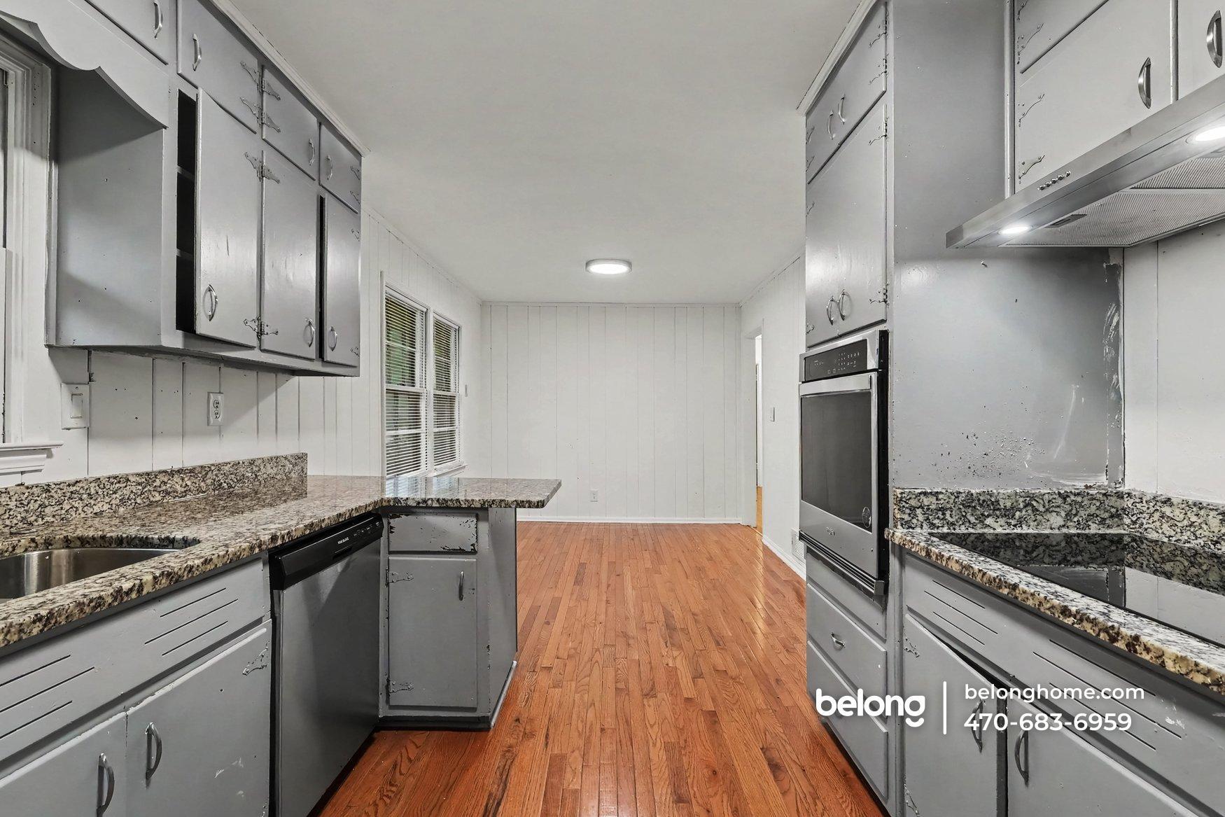 Building Photo - 6663 Peacock Blvd
