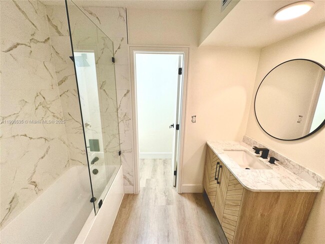 Building Photo - 16401 Bridge End Rd