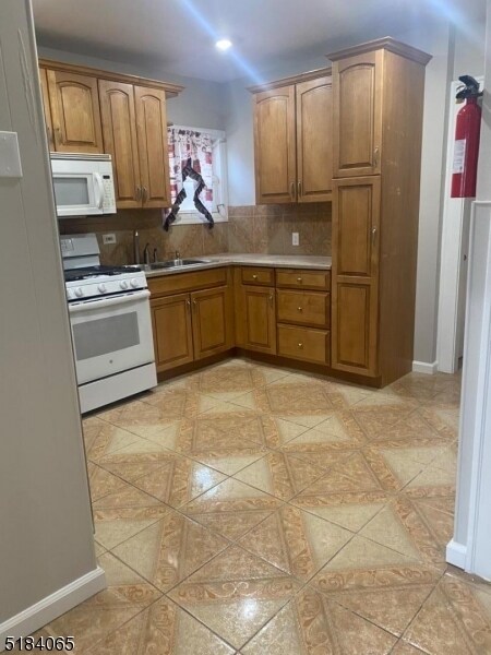 Building Photo - 32 Hornblower Ave