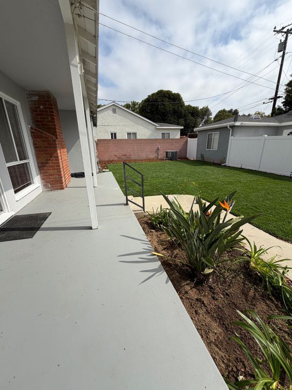 Building Photo - 1220 Felbar Ave